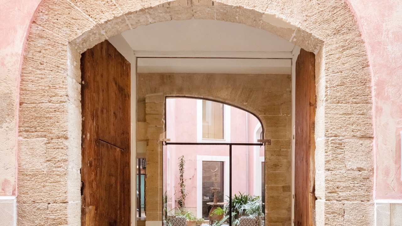 Photo of Outdoor in La Llotja-Born