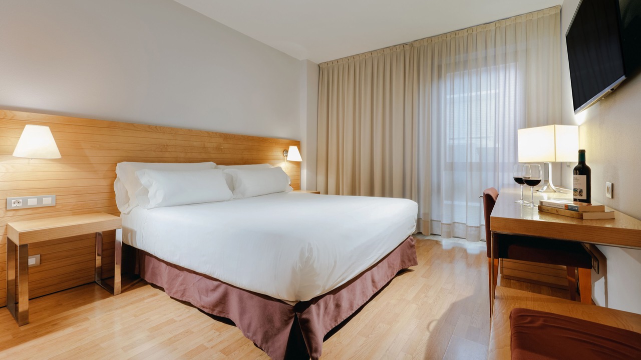 Photo of Bedroom in San Pablo