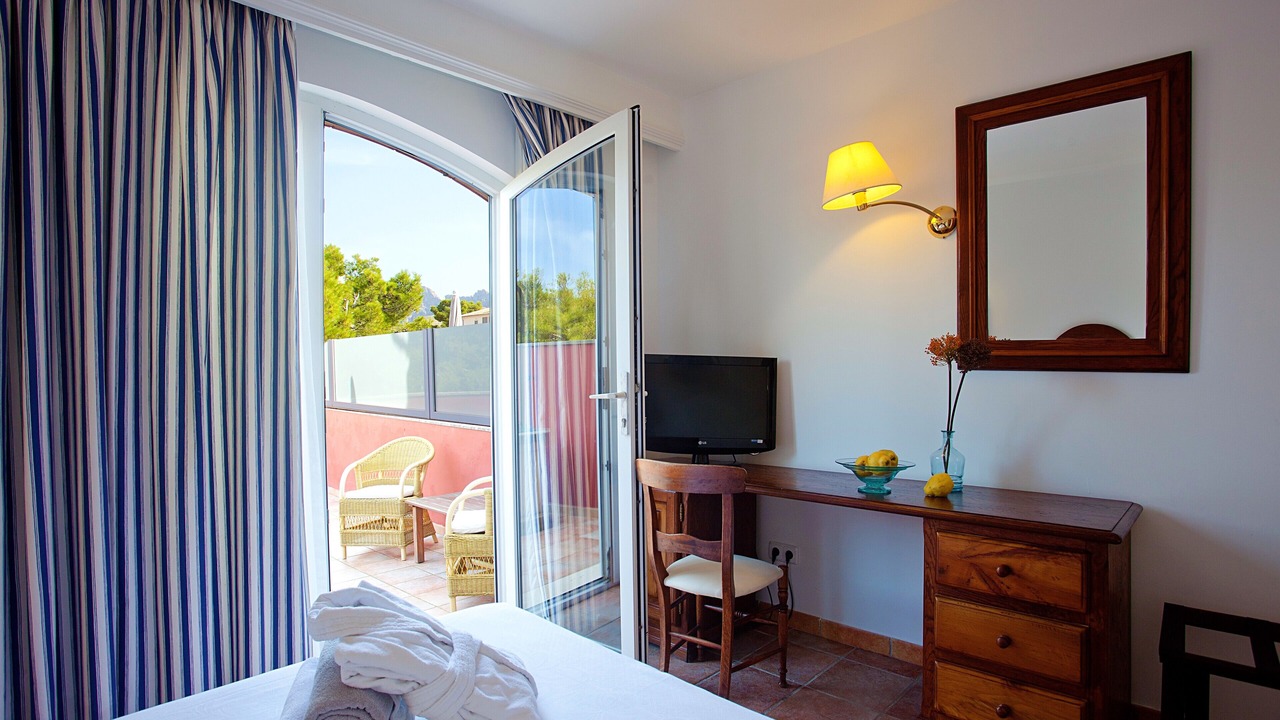 Photo of Bedroom in Cala San Vicente
