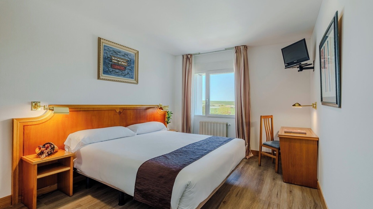 Photo of Bedroom in Villagonzalo Pedernales