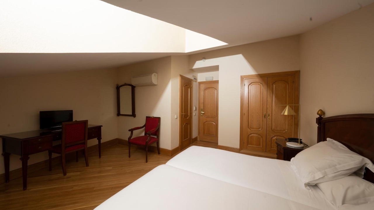 Photo of Bedroom in San Lorenzo de El Escorial