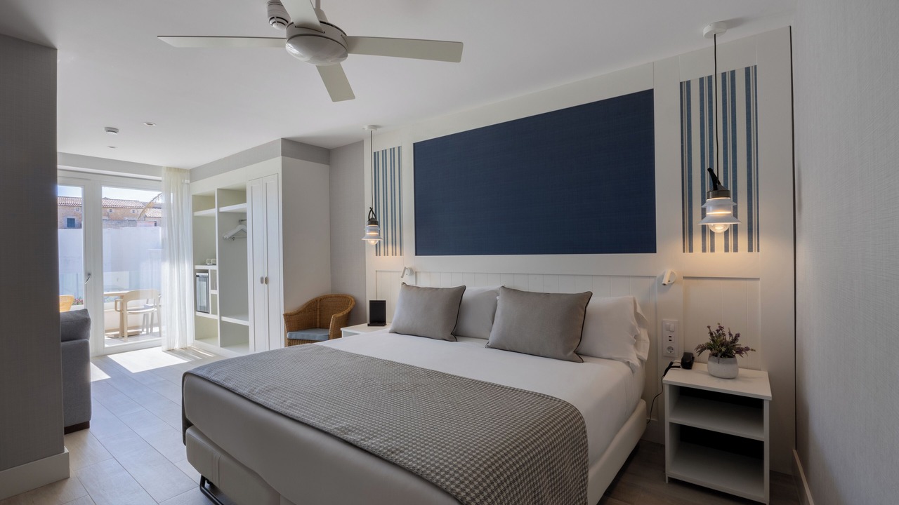 Photo of Bedroom in Mahon