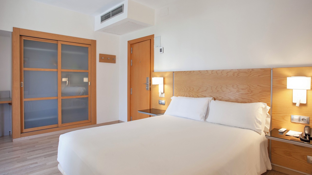 Photo of Bedroom in Mahon