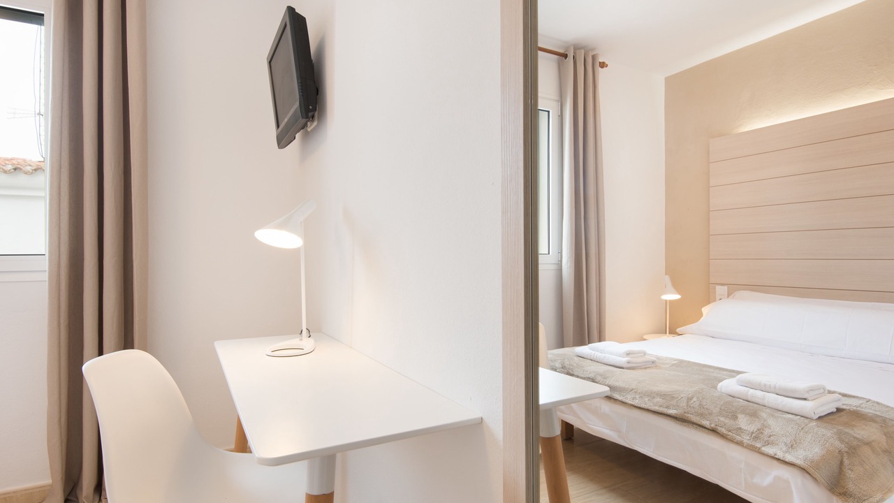 Photo of Bedroom in Mahon