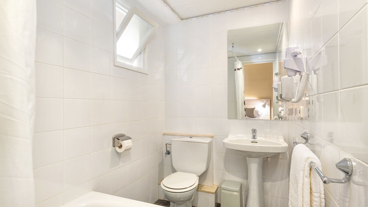 Photo of Bathroom in Mahon