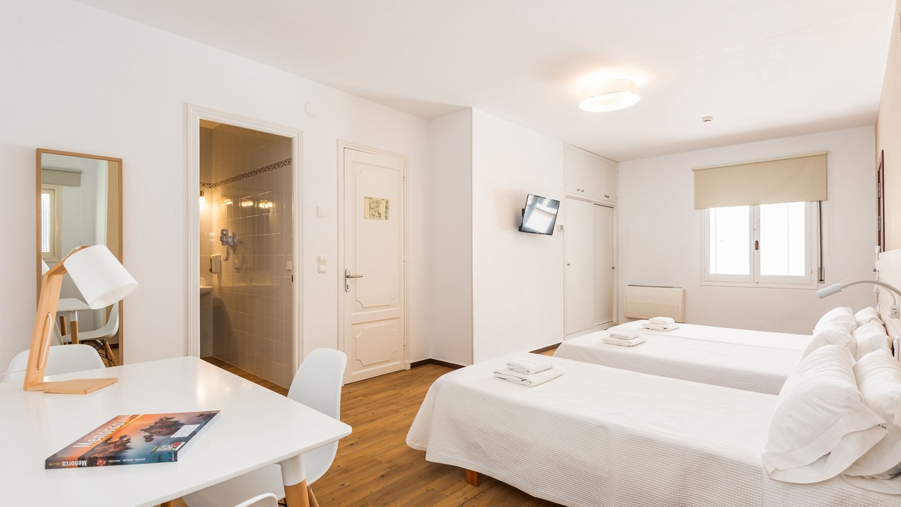 Photo of Bedroom in Mahon