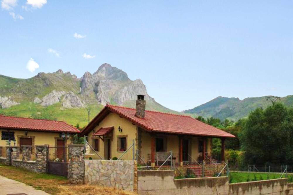 Photo of Others in Villamanin