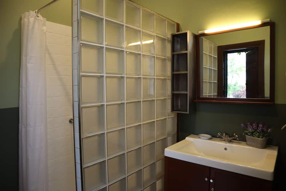 Photo of Bathroom in Milagro
