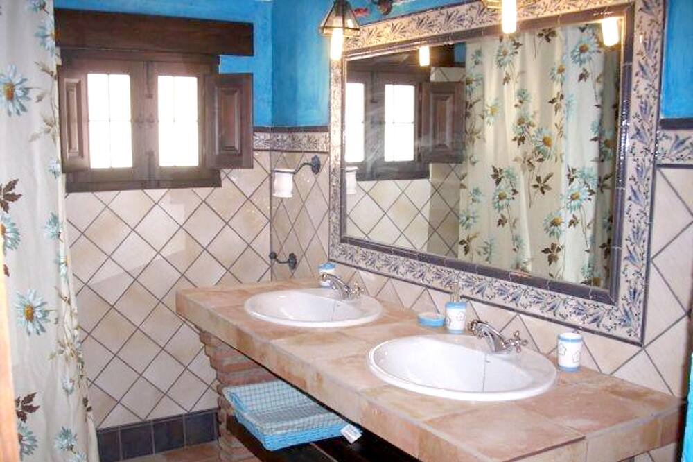 Photo of Bathroom in Priego de Cordoba