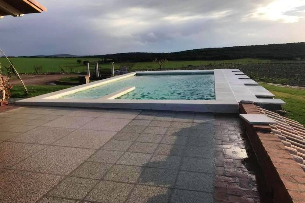 Photo of Outdoor in Fernan Caballero