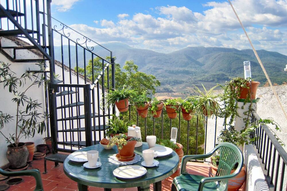 Photo of Outdoor in Hornos