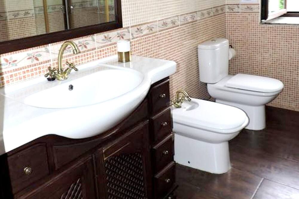 Photo of Bathroom in Premio