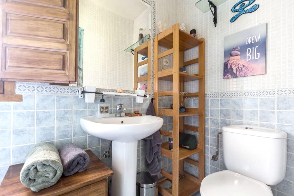 Photo of Bathroom in Uceda