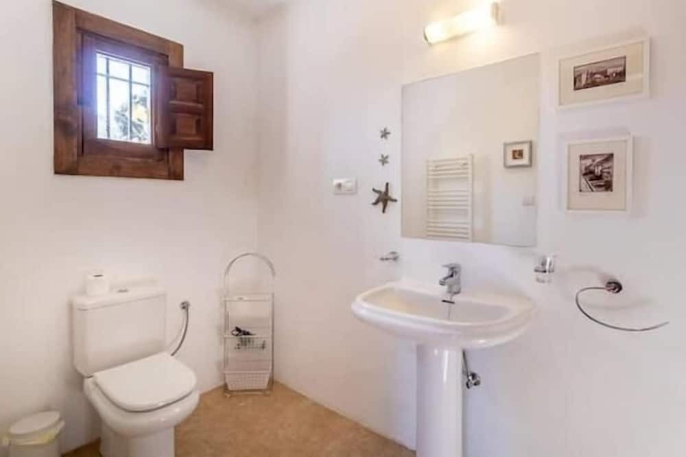 Photo of Bathroom in Montefrio