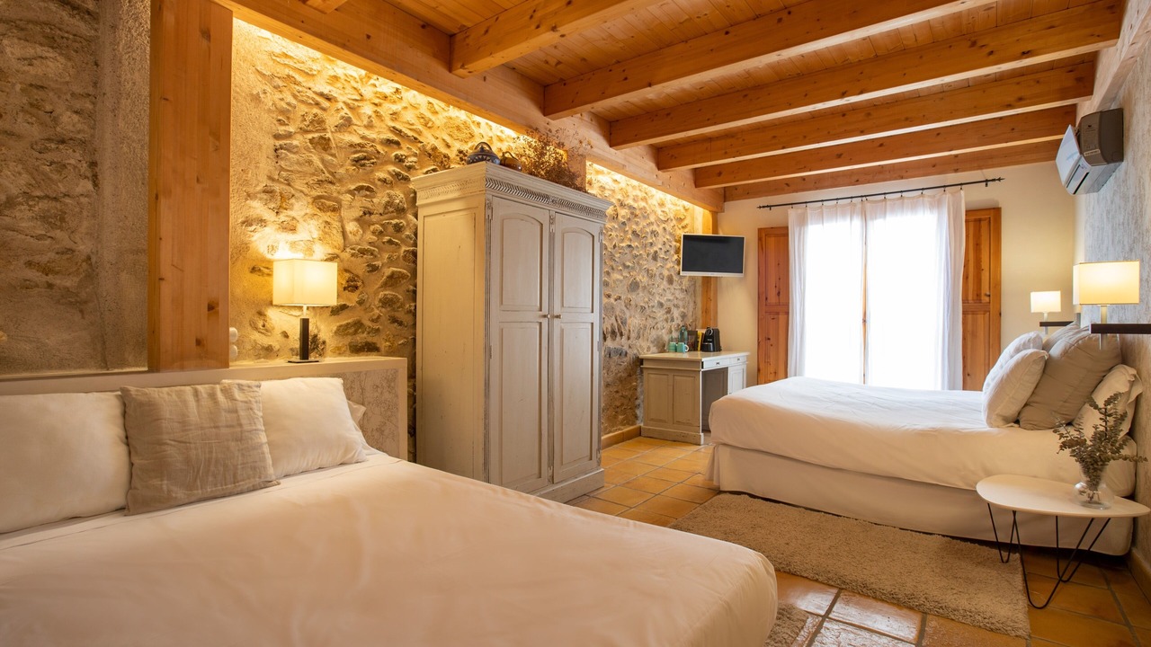 Photo of Bedroom in Palau-Saverdera