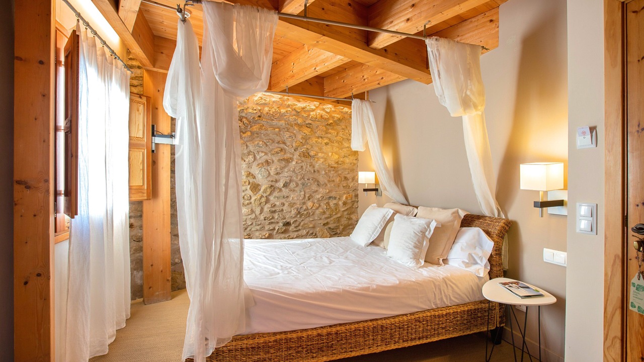 Photo of Bedroom in Palau-Saverdera