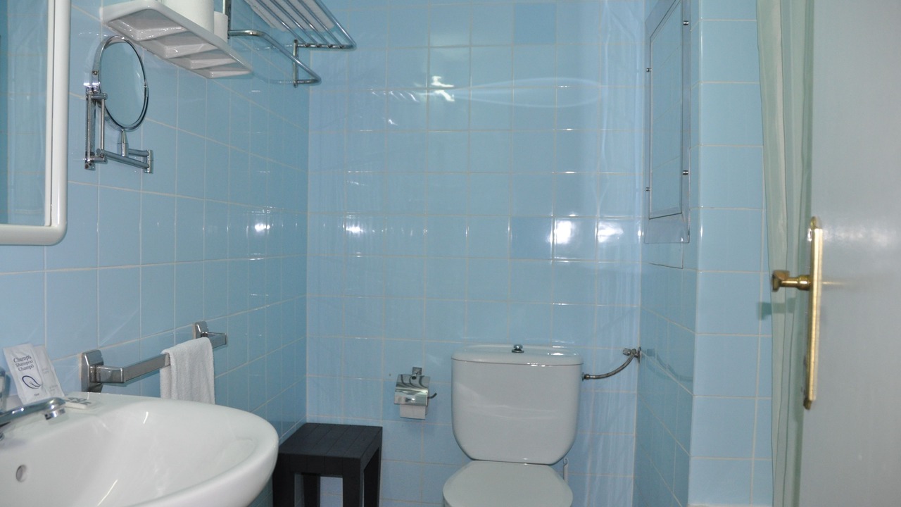 Photo of Bathroom in Lloret Town Center