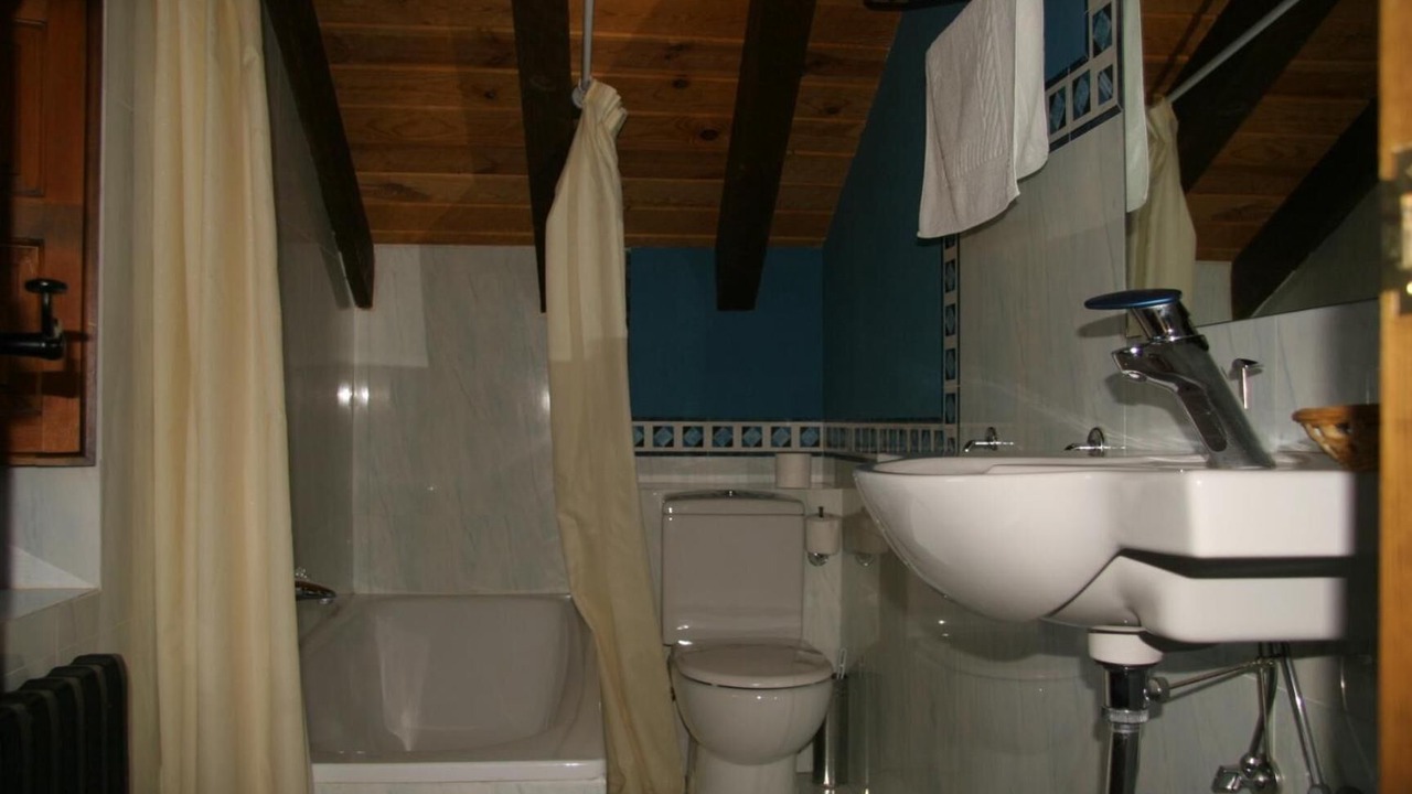 Photo of Bathroom in Calatanazor