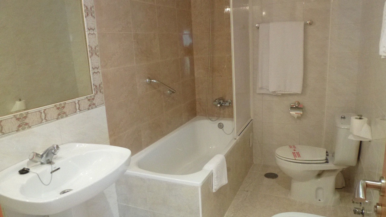Photo of Bathroom in Lerma