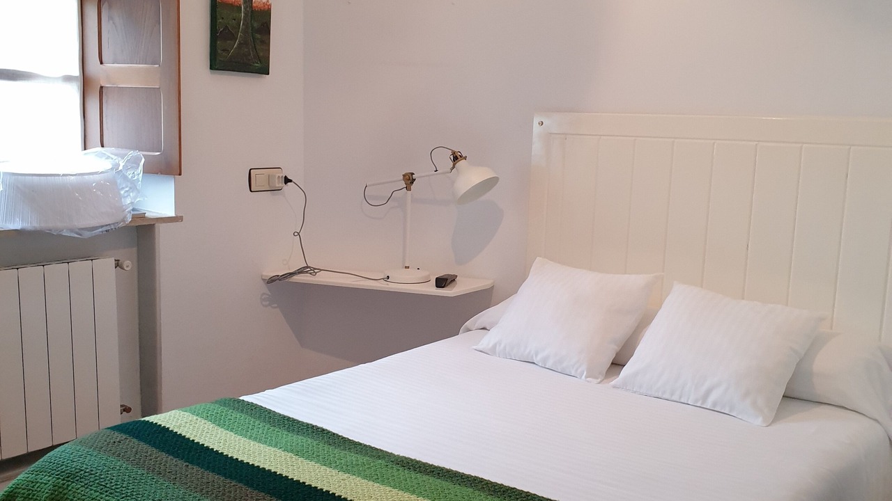 Photo of Bedroom in Limes