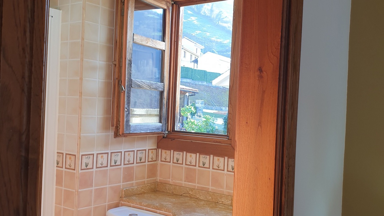 Photo of Bathroom in Limes