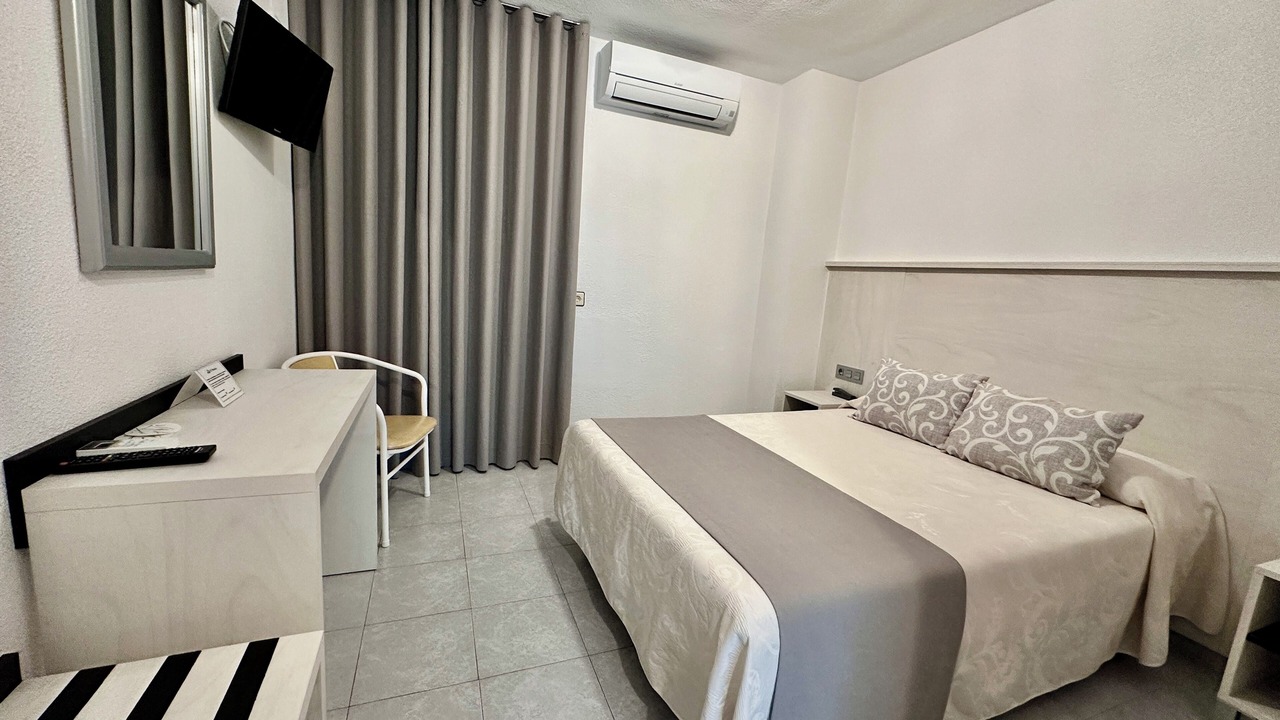 Photo of Bedroom in Calabardina