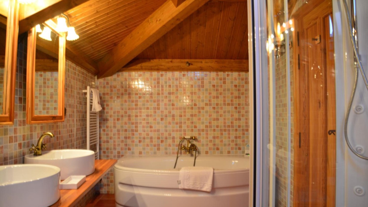 Photo of Bathroom in Herrera de Valdecanas