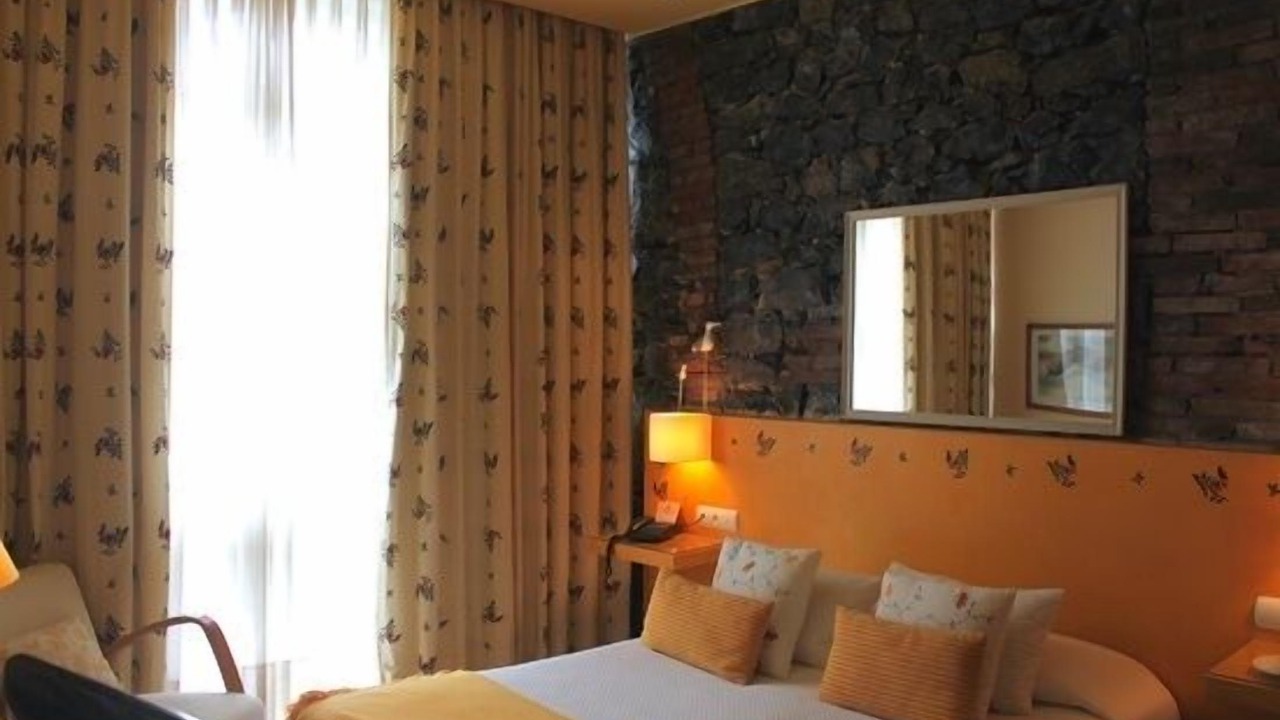 Photo of Bedroom in Colunga