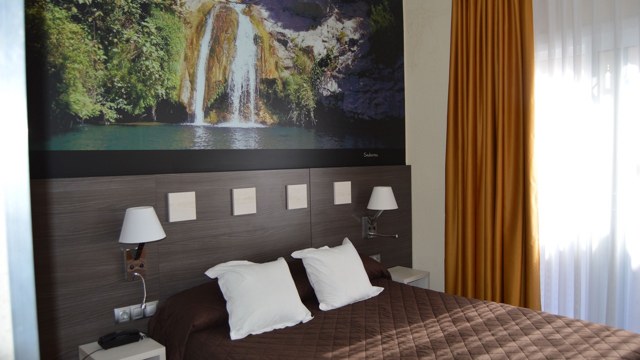 Photo of Bedroom in Roses Town Center