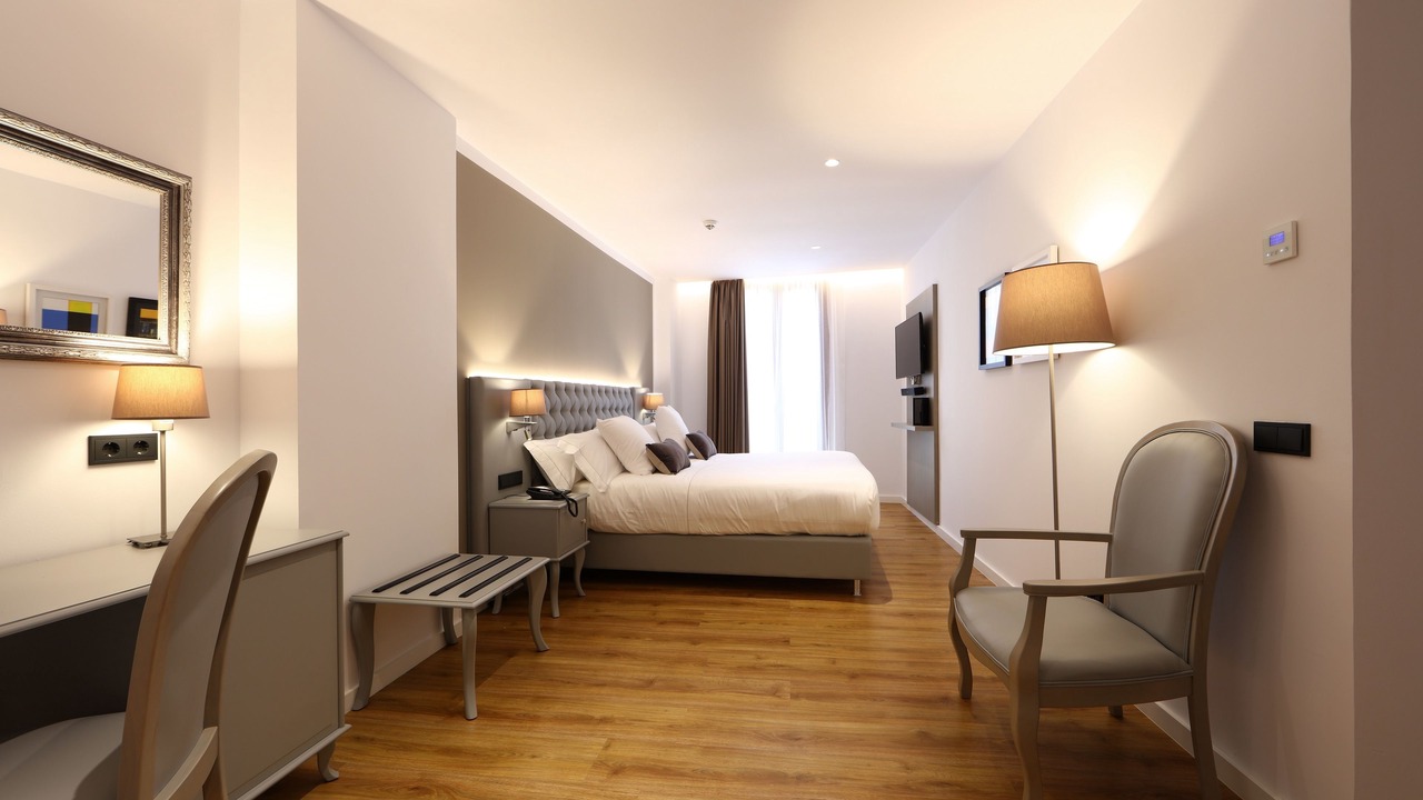 Photo of Bedroom in La Llotja-Born