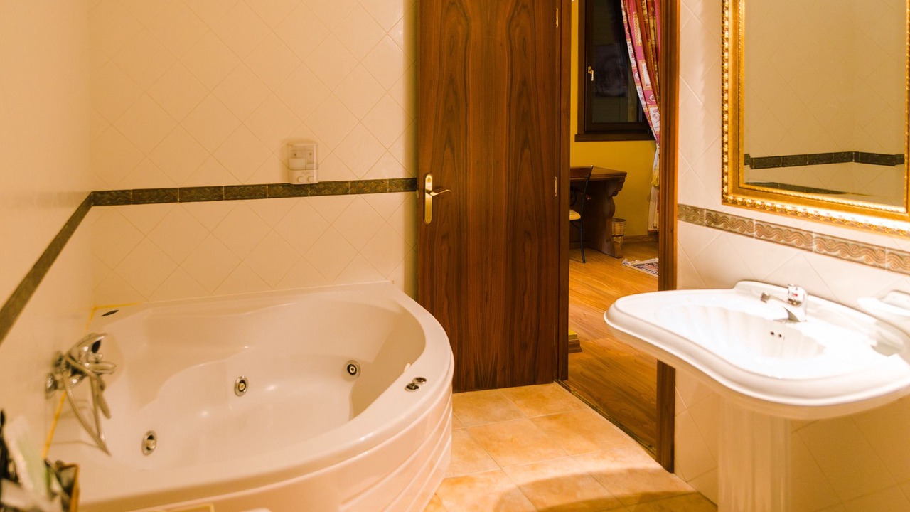 Photo of Bathroom in Vilamartin de Valdeorras