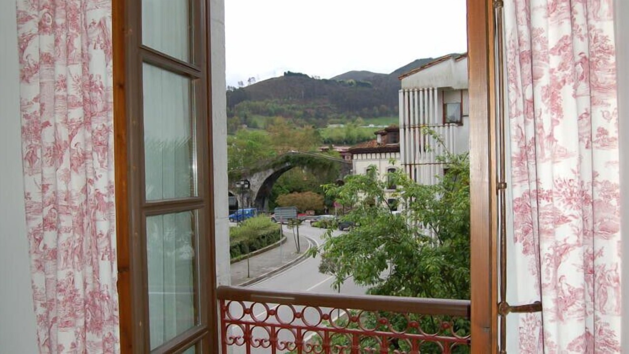Photo of Others in El Puente