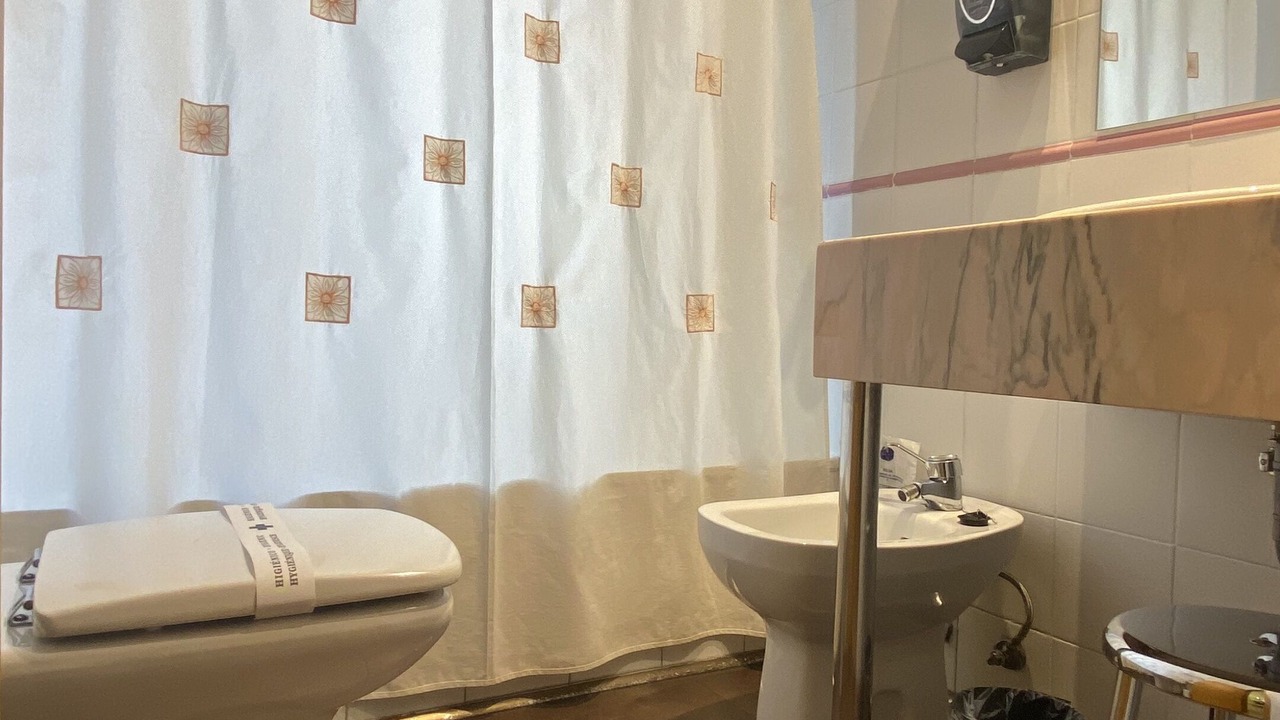 Photo of Bathroom in Valladolid City Centre