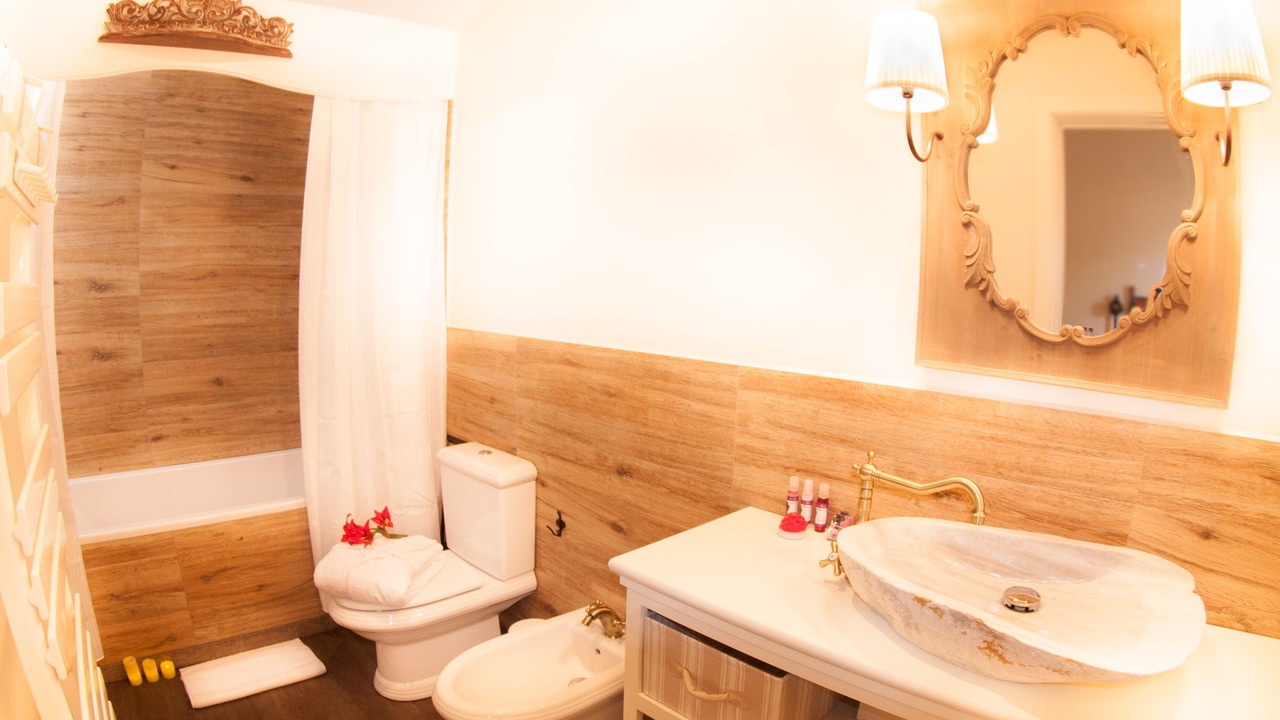 Photo of Bathroom in Cuzcurrita de Rio Tiron
