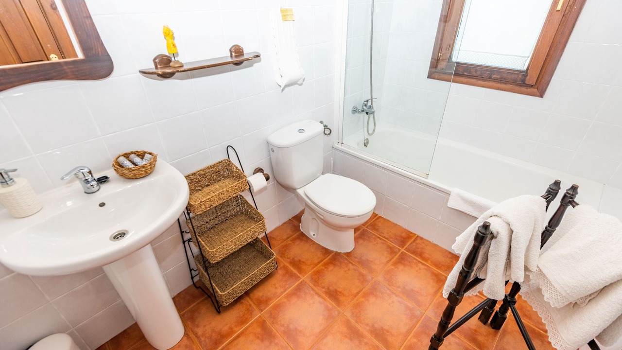 Photo of Bathroom in Obaya