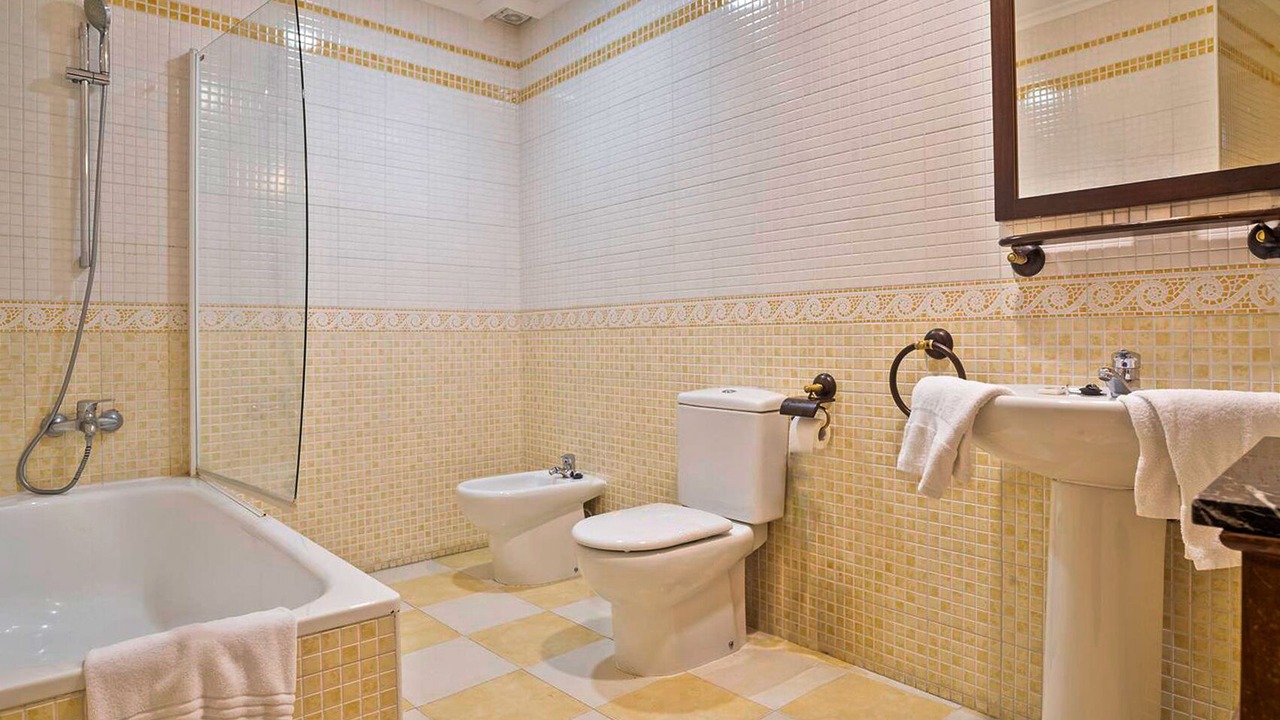 Photo of Bathroom in Toro