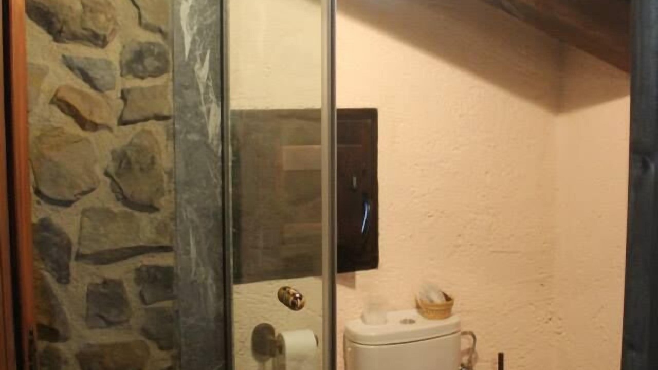 Photo of Bathroom in Caso