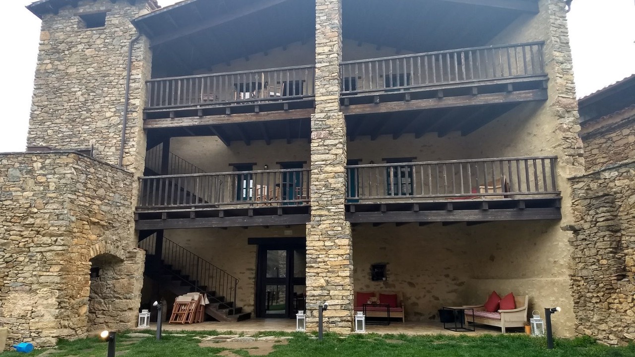 Photo of Buildings in El Pont De Bar