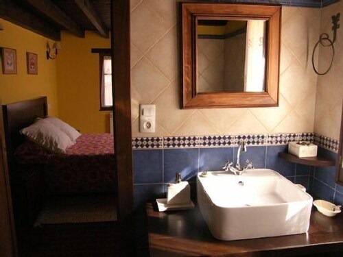 Photo of Bathroom in Mestas de Con