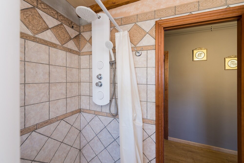 Photo of Bathroom in Es Garrovers