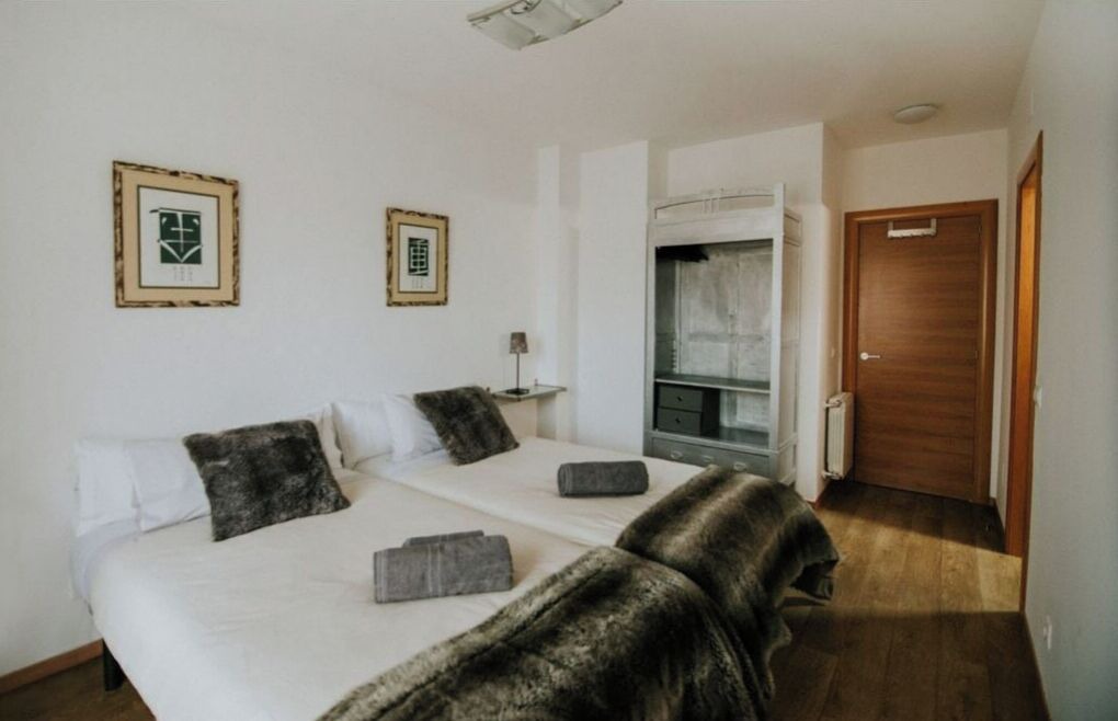 Photo of Bedroom in Haro