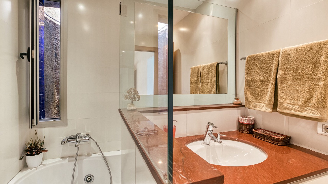 Photo of Bathroom in Llafranc