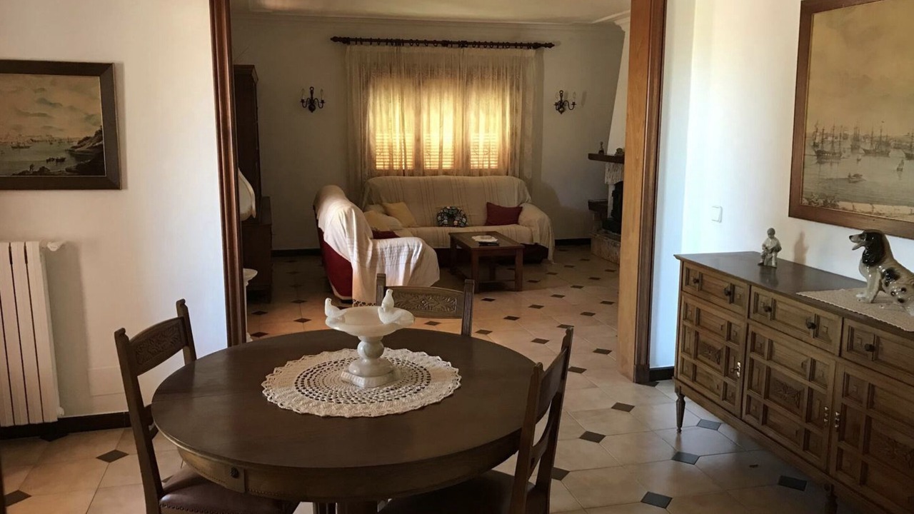 Photo of Livingroom in Santa Ana
