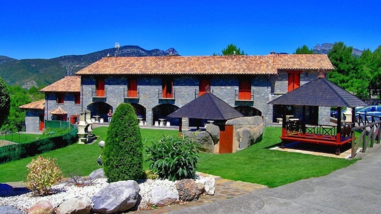 Photo of Outdoor in Belsierre