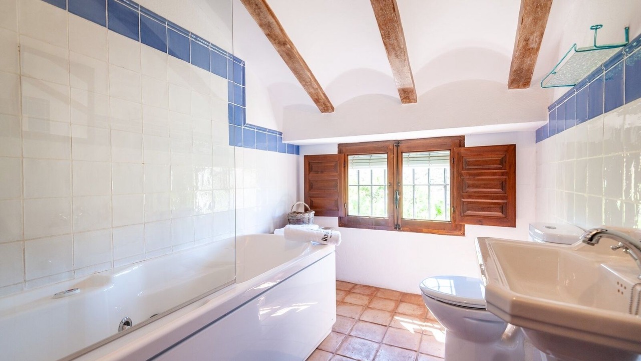 Photo of Bathroom in Belmez de la Moraleda