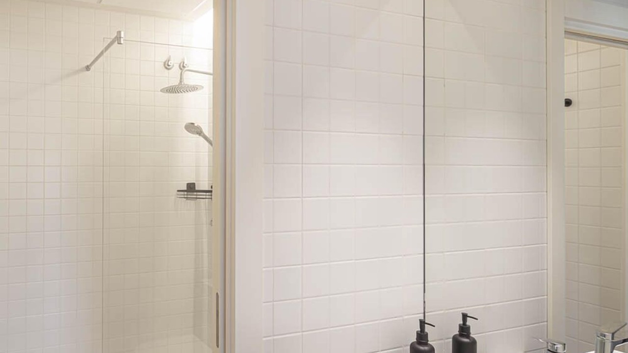 Photo of Bathroom in Logrono City Centre