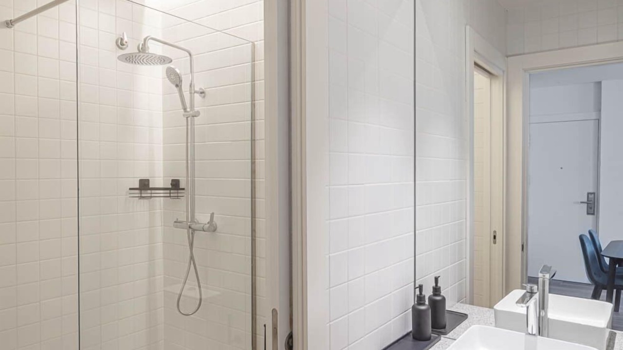 Photo of Bathroom in Logrono City Centre