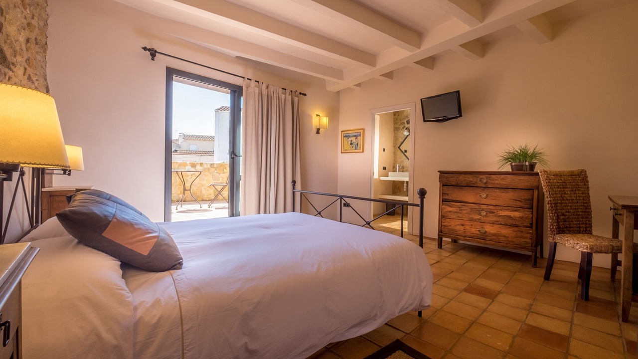 Photo of Bedroom in Pals