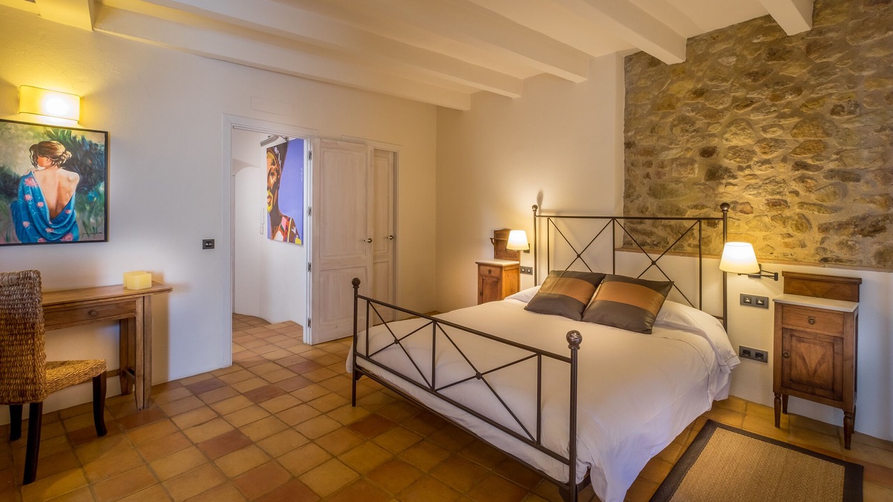 Photo of Bedroom in Pals