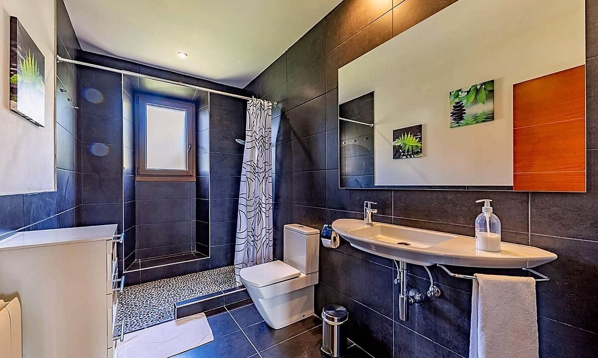 Photo of Bathroom in Banyalbufar